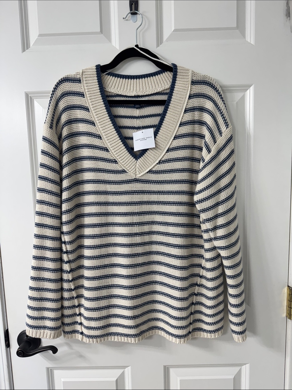 American Eagle Outfitters Cream and Navy Striped V‑Neck Sweater